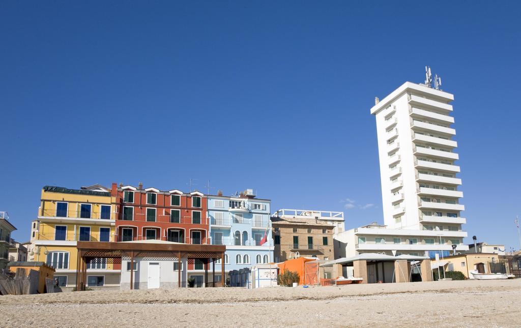 Bianchi Hotel & Residence Porto Recanati Buitenkant foto