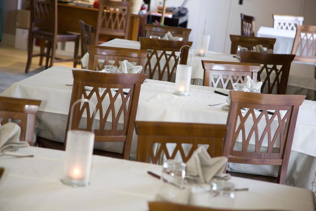Bianchi Hotel & Residence Porto Recanati Buitenkant foto