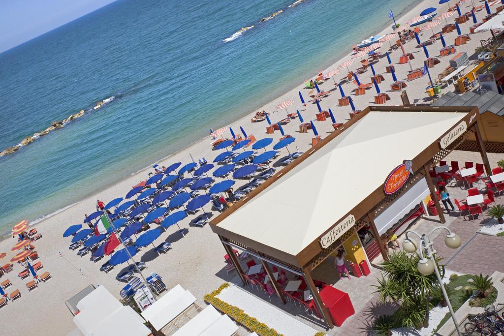 Bianchi Hotel & Residence Porto Recanati Buitenkant foto